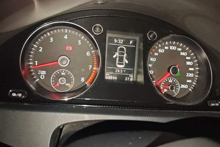 Used Volkswagen Magotan 2013 1.8TSI Luxury Model Instrument Cluster