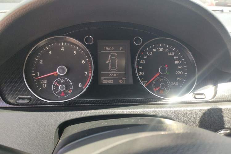 Used Volkswagen Magotan 2013 1.8TSI Luxury Model Instrument Cluster