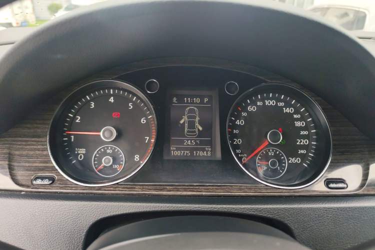 Used Volkswagen Magotan 2013 1.8TSI Prestige Model Instrument Cluster