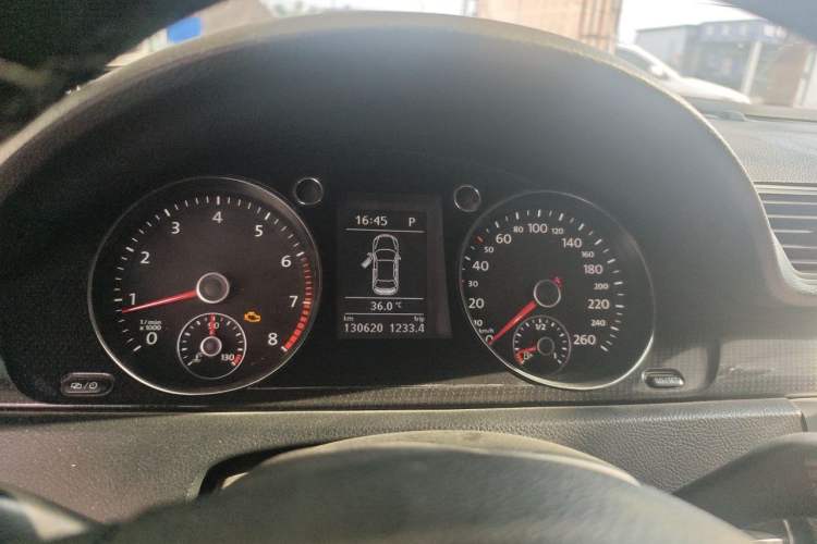 Used Volkswagen Magotan 2013 1.8TSI Premier Model Instrument Cluster