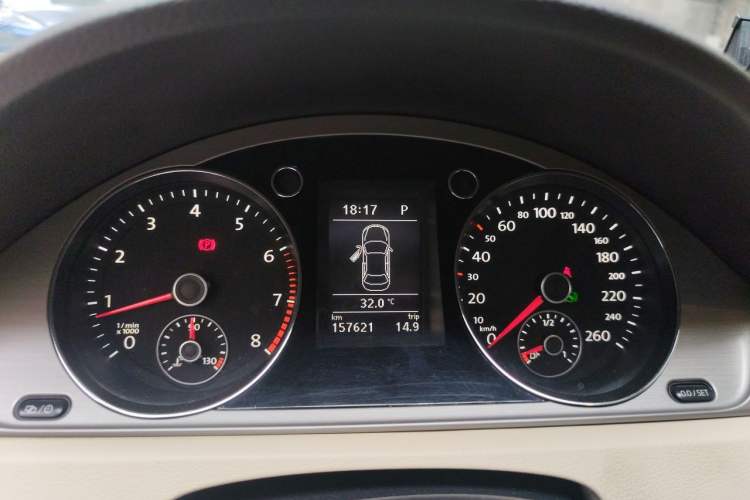 Used Volkswagen Magotan 2013 1.8TSI Luxury Model Instrument Cluster