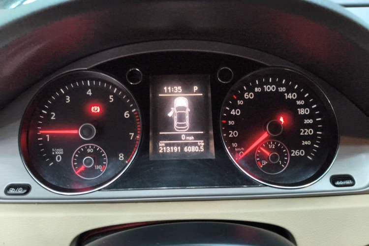 Used Volkswagen Magotan 2013 1.8TSI Premier Model Instrument Cluster