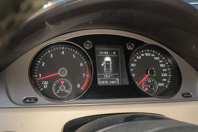 Used Volkswagen Magotan 2013 1.8TSI Luxury Model Instrument Cluster