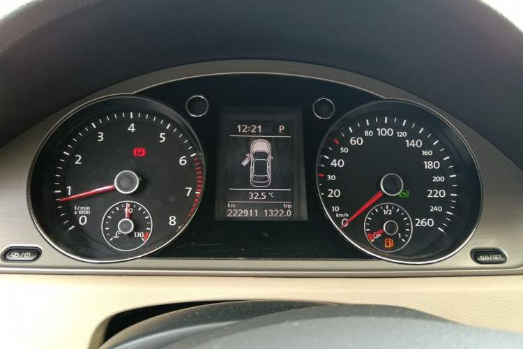 Used Volkswagen Magotan 2013 1.8TSI Luxury Model Instrument Cluster