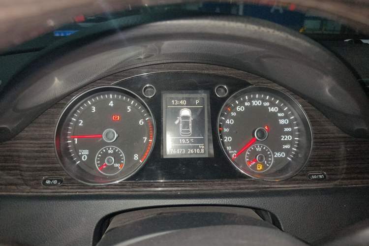 Used Volkswagen Magotan 2013 2.0 TSI Prestige Model Instrument Cluster