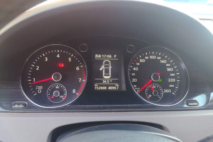 Used Volkswagen Magotan 2013 2.0 TSI Prestige Model Instrument Cluster