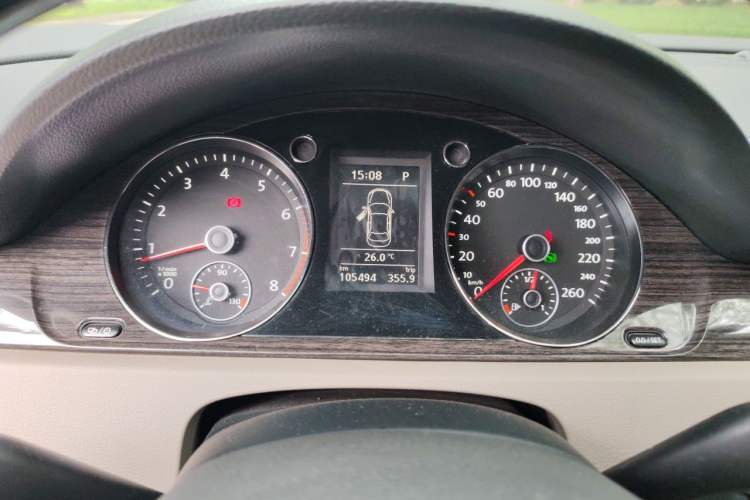 Used Volkswagen Magotan 2013 2.0 TSI Prestige Model Instrument Cluster