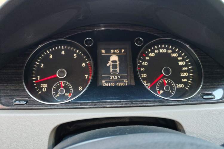 Used Volkswagen Magotan 2013 1.8TSI Prestige Model Instrument Cluster