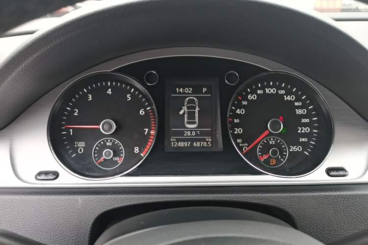 Used Volkswagen Magotan 2013 1.8TSI Premier Model Instrument Cluster
