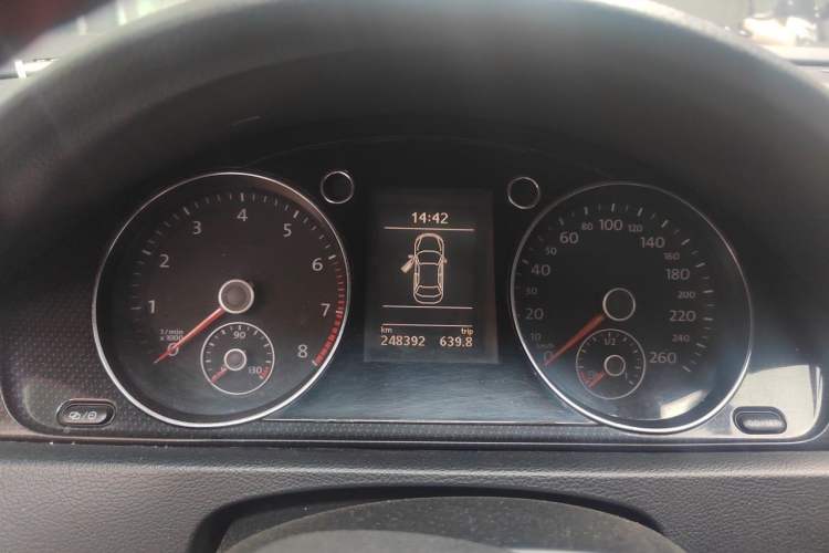 Used Volkswagen Magotan 2013 1.8TSI Luxury Model Instrument Cluster