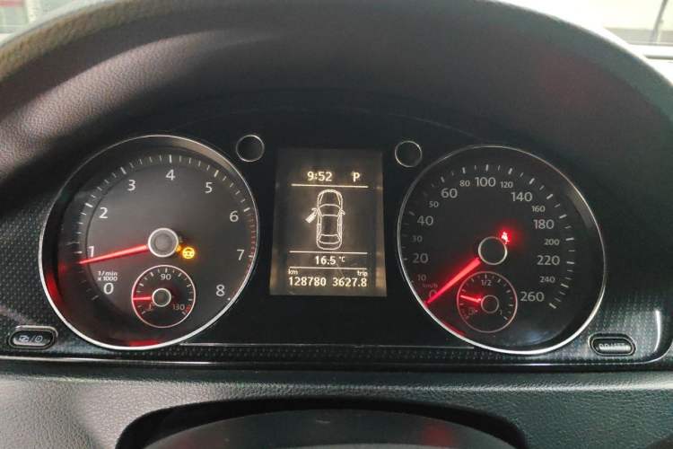 Used Volkswagen Magotan 2013 1.8TSI Luxury Model Instrument Cluster