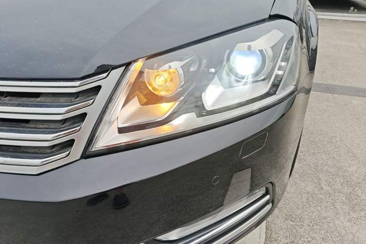 Used Volkswagen Magotan 2013 1.8TSI Luxury Model Left Front Headlight