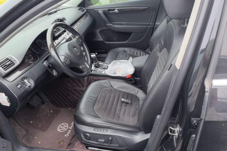 Used Volkswagen Magotan 2013 2.0 TSI Prestige Model Left Front Seat