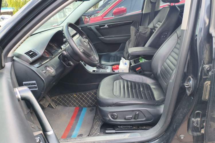 Used Volkswagen Magotan 2013 1.8TSI Luxury Model Left Front Seat