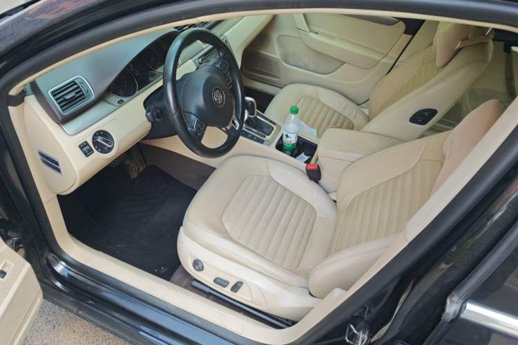 Used Volkswagen Magotan 2013 1.8TSI Premier Model Left Front Seat