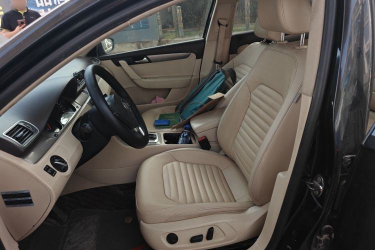 Used Volkswagen Magotan 2013 1.8TSI Premier Model Left Front Seat