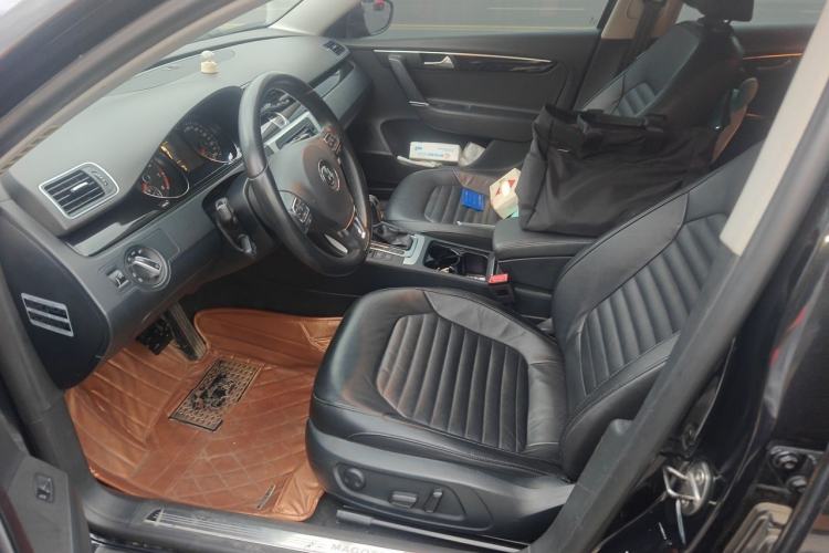 Used Volkswagen Magotan 2013 1.8TSI Luxury Model Left Front Seat