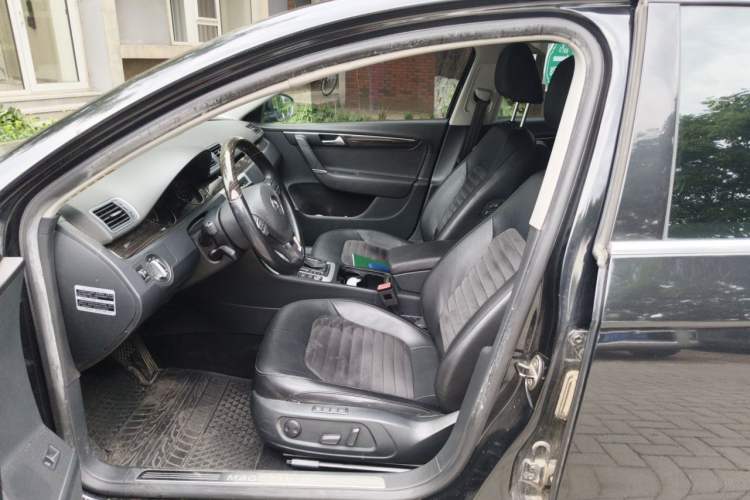 Used Volkswagen Magotan 2013 2.0 TSI Prestige Model Left Front Seat