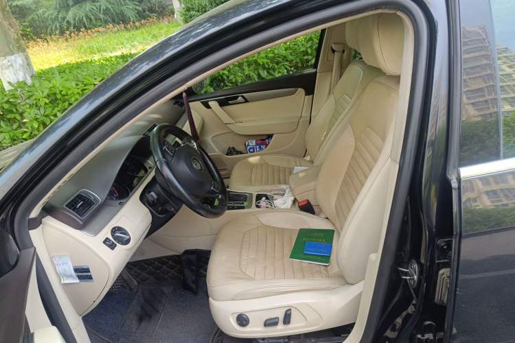 Used Volkswagen Magotan 2013 1.8TSI Luxury Model Left Front Seat