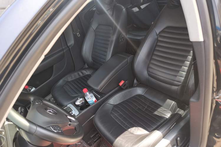 Used Volkswagen Magotan 2013 2.0 TSI Luxury Model Left Front Seat