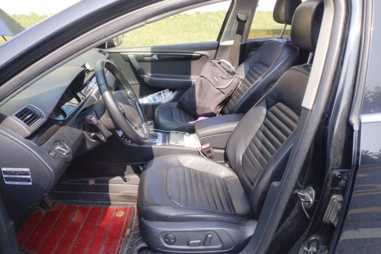 Used Volkswagen Magotan 2013 1.8TSI Luxury Model Left Front Seat