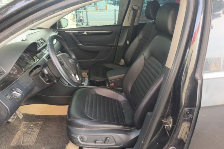 Used Volkswagen Magotan 2013 1.8TSI Premier Model Left Front Seat