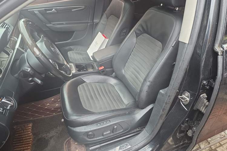 Used Volkswagen Magotan 2013 2.0 TSI Prestige Model Left Front Seat