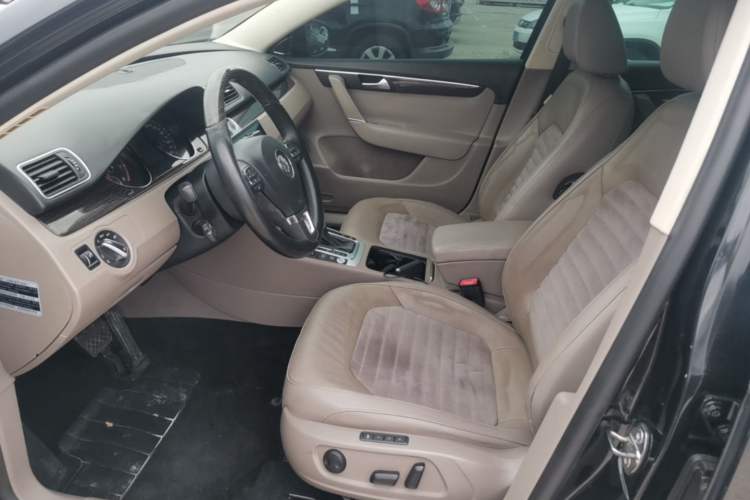 Used Volkswagen Magotan 2013 2.0 TSI Ultimate Model Left Front Seat
