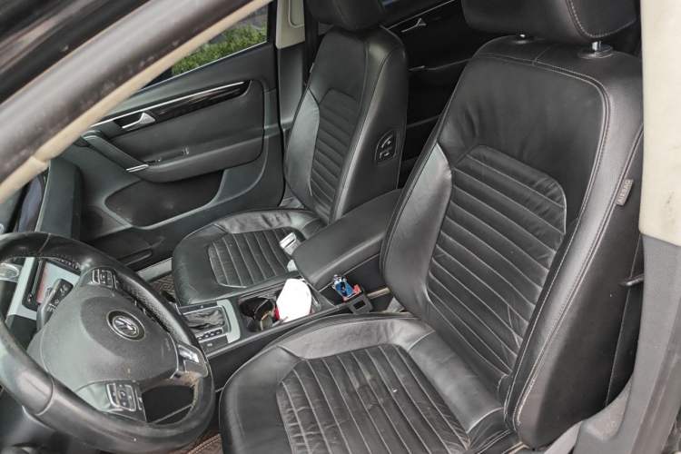 Used Volkswagen Magotan 2013 1.8TSI Luxury Model Left Front Seat