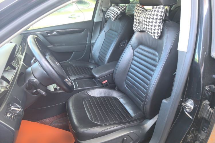 Used Volkswagen Magotan 2013 1.8TSI Luxury Model Left Front Seat