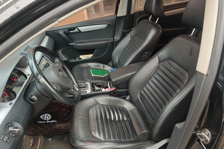 Used Volkswagen Magotan 2013 1.8TSI Premier Model Left Front Seat