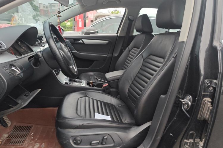 Used Volkswagen Magotan 2013 1.8TSI Premier Model Left Front Seat