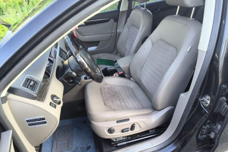 Used Volkswagen Magotan 2013 2.0 TSI Prestige Model Left Front Seat