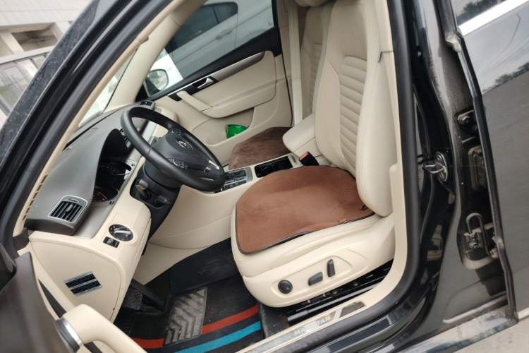 Used Volkswagen Magotan 2013 1.8TSI Premier Model Left Front Seat