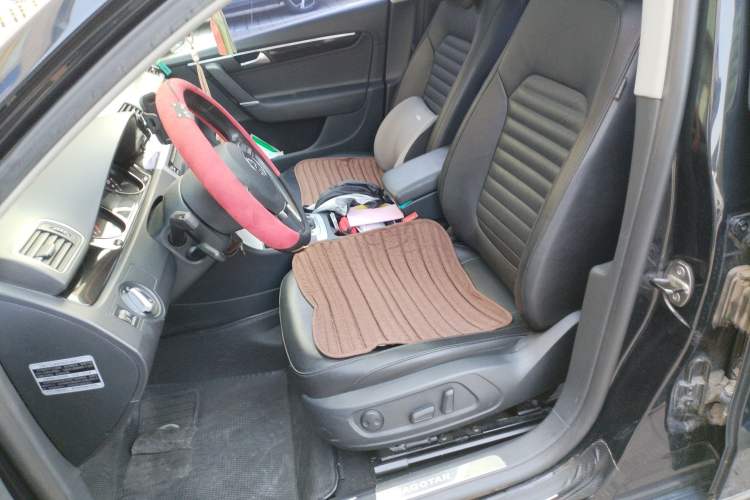 Used Volkswagen Magotan 2013 1.8TSI Premier Model Left Front Seat