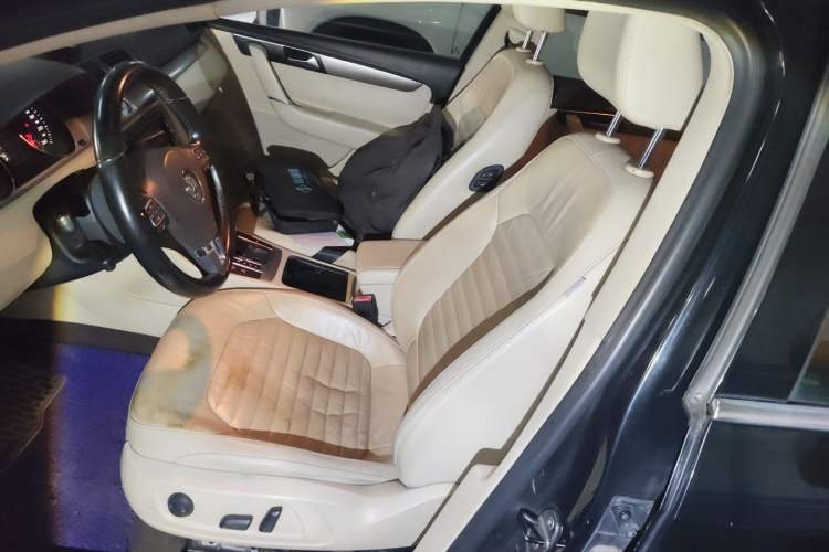 Used Volkswagen Magotan 2013 1.8TSI Luxury Model Left Front Seat