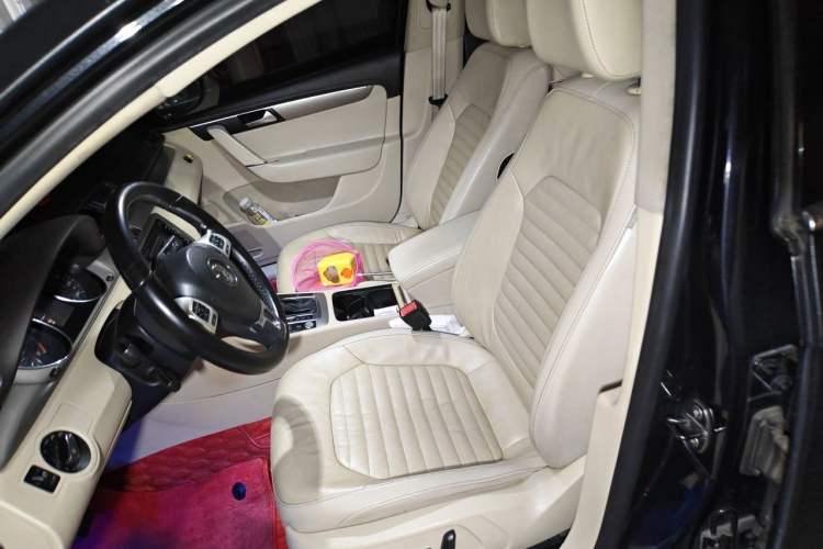 Used Volkswagen Magotan 2013 1.8TSI Luxury Model Left Front Seat