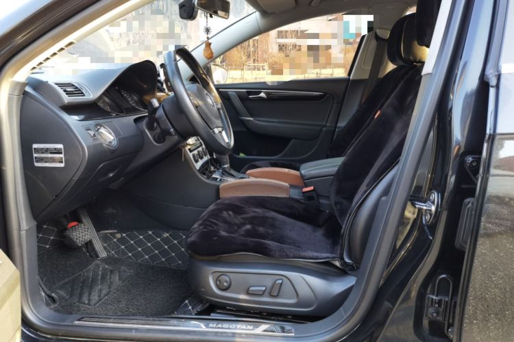 Used Volkswagen Magotan 2013 2.0 TSI Luxury Model Left Front Seat