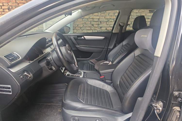 Used Volkswagen Magotan 2013 1.8TSI Premier Model Left Front Seat
