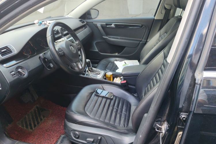 Used Volkswagen Magotan 2013 2.0 TSI Luxury Model Left Front Seat