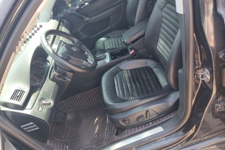 Used Volkswagen Magotan 2013 1.8TSI Luxury Model Left Front Seat