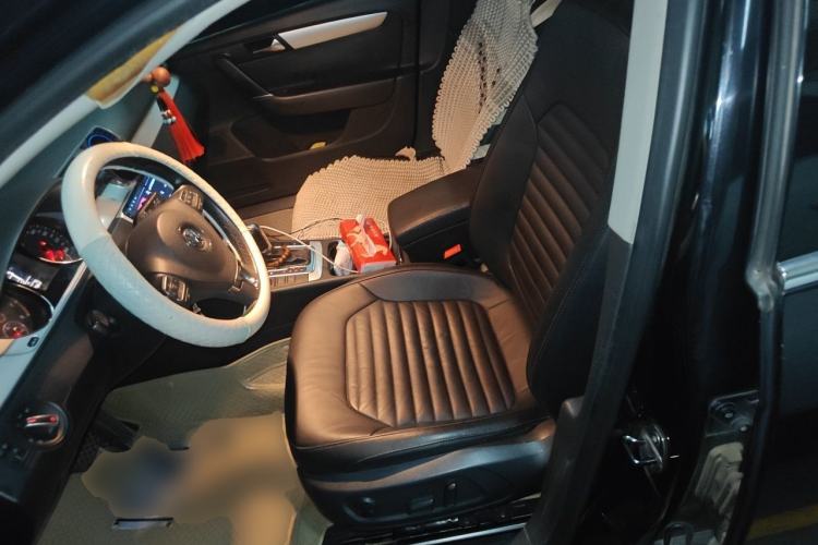 Used Volkswagen Magotan 2013 1.8TSI Premier Model Left Front Seat