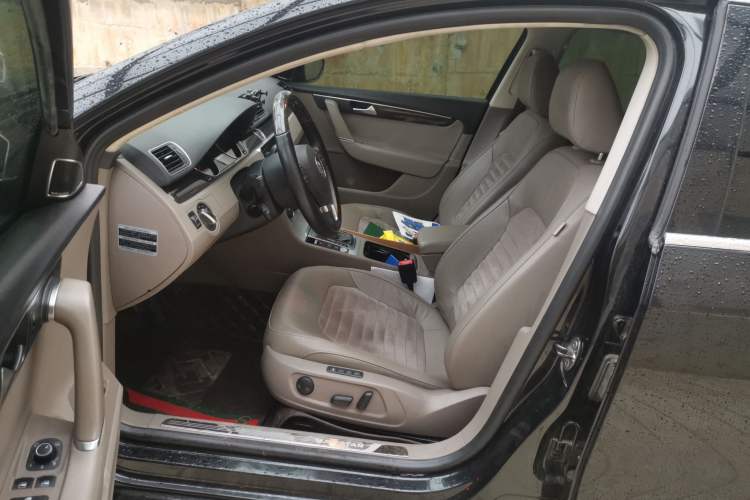 Used Volkswagen Magotan 2013 2.0 TSI Ultimate Model Left Front Seat