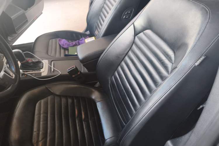 Used Volkswagen Magotan 2013 1.8TSI Premier Model Left Front Seat
