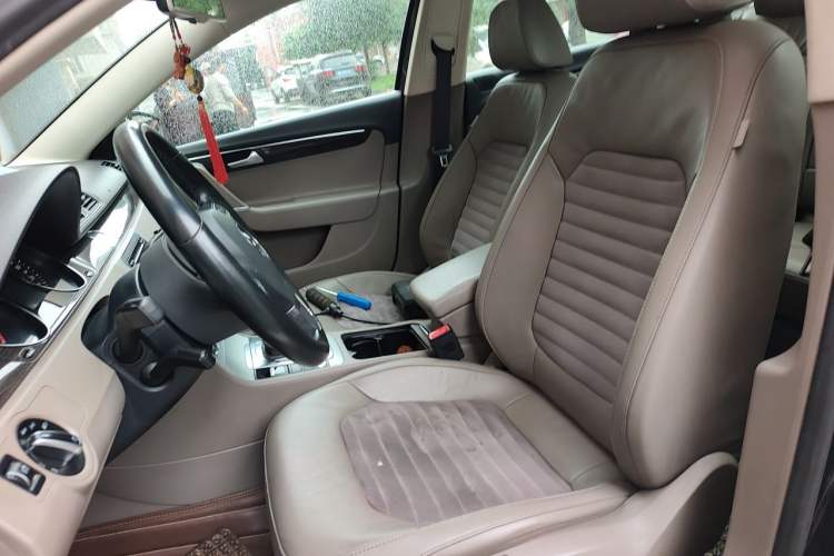 Used Volkswagen Magotan 2013 1.8TSI Prestige Model Left Front Seat