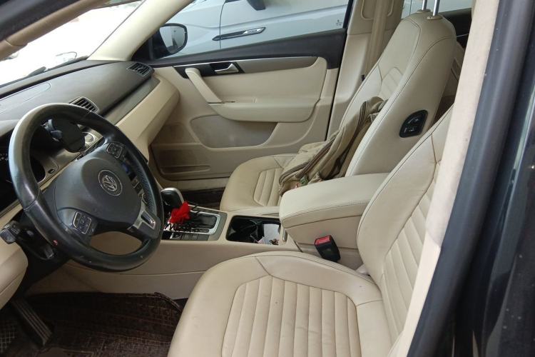 Used Volkswagen Magotan 2013 1.8TSI Luxury Model Left Front Seat