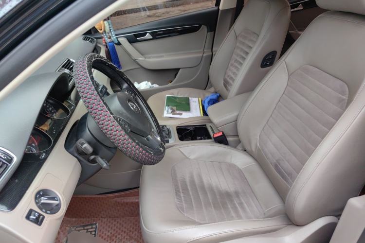 Used Volkswagen Magotan 2013 1.8TSI Luxury Model Left Front Seat