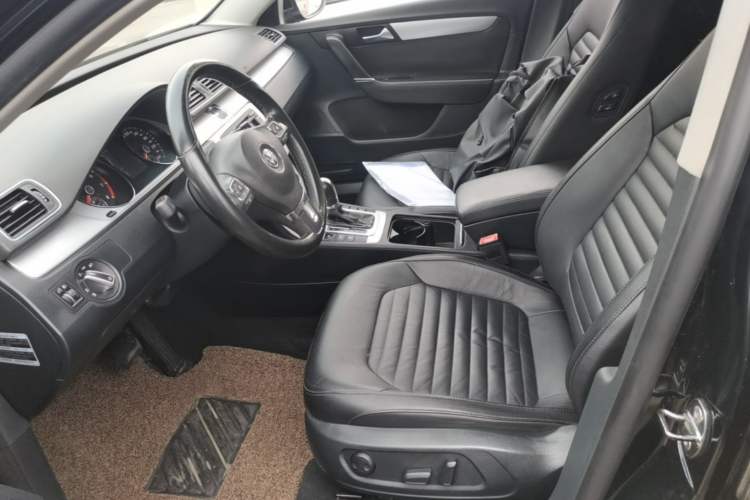 Used Volkswagen Magotan 2013 1.8TSI Premier Model Left Front Seat