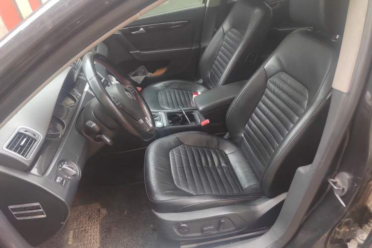 Used Volkswagen Magotan 2013 1.8TSI Luxury Model Left Front Seat