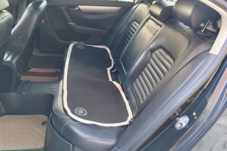 Used Volkswagen Magotan 2013 1.8TSI Premier Model Left Rear Seat